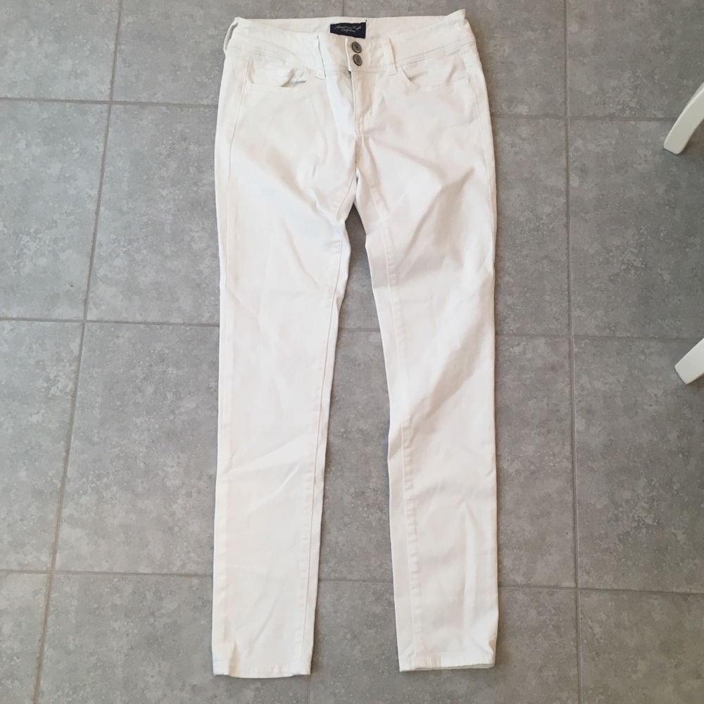 🚫SOLD🚫 AEO white Jeans - Picture 1 of 6